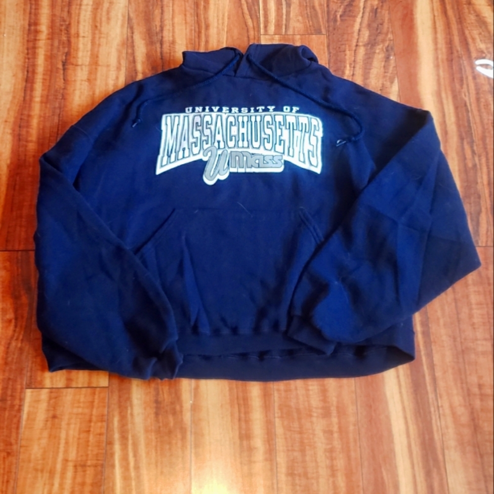 UMASS XL women's blue athletic hoodie / sweater